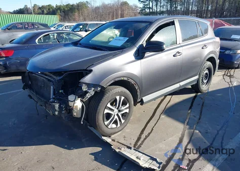 2017 Toyota Rav4 Le z USA, uszkodzony, nr VIN JTMBFREVXHJ713283